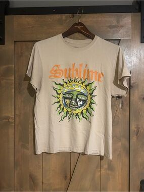 Sublime Graphic Band Tee - Beige